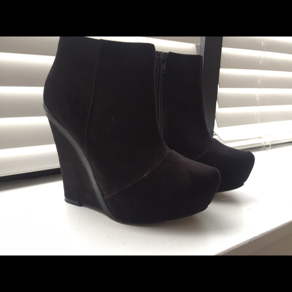 Aldo block wedges